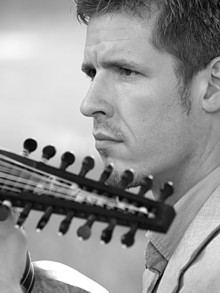 Daniel Kurz mit Renaissancelaute